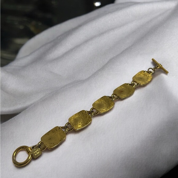 Vintage Anne Klein Gold Tone Panel Toggle Bracelet 7-1/2” - Picture 7 of 10